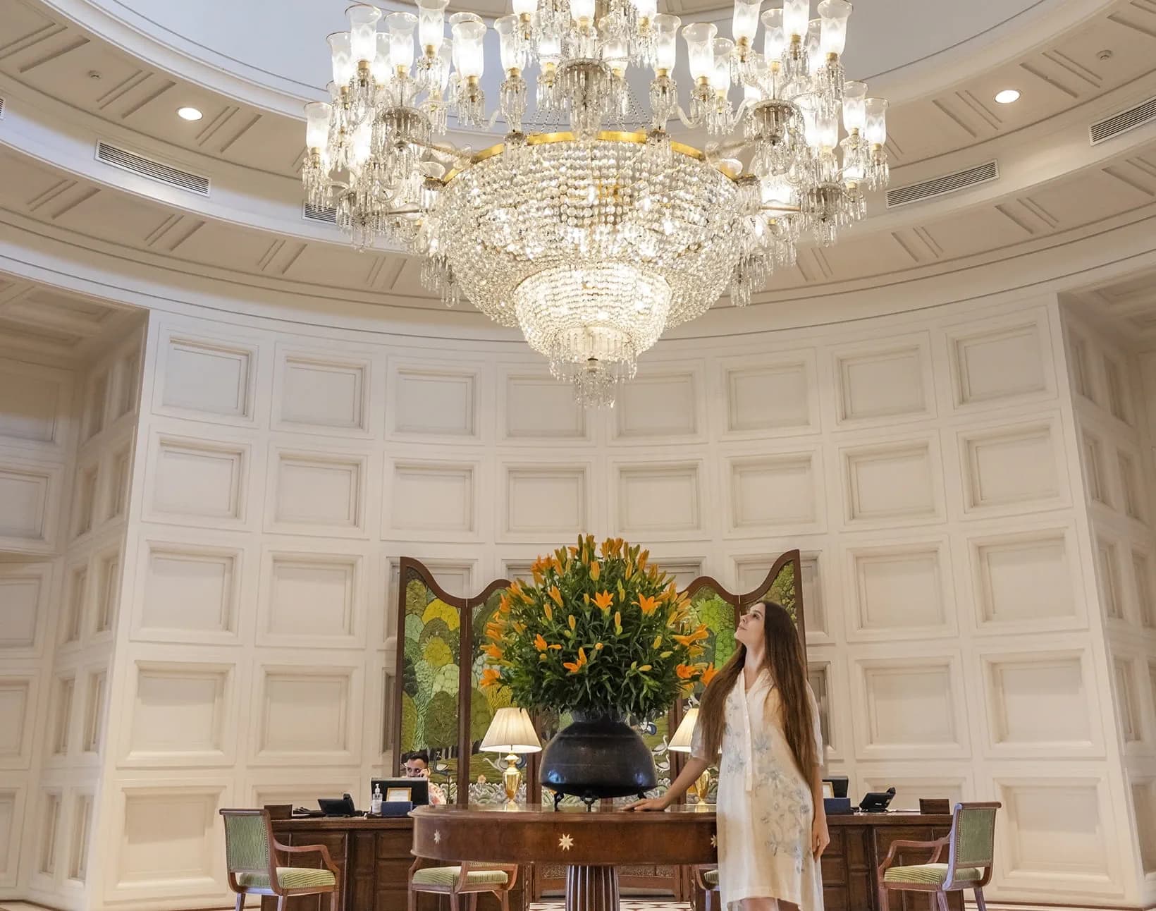 The Oberoi Amarvilas's rotunda lobby with a large crystal chandelier